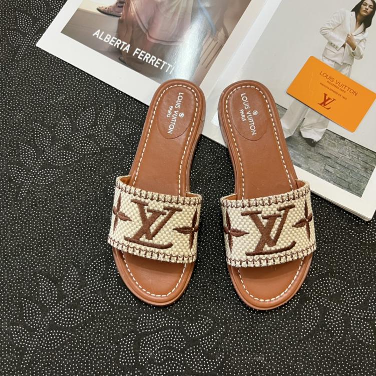LV Louis Vuitton Women flat slippers 133642