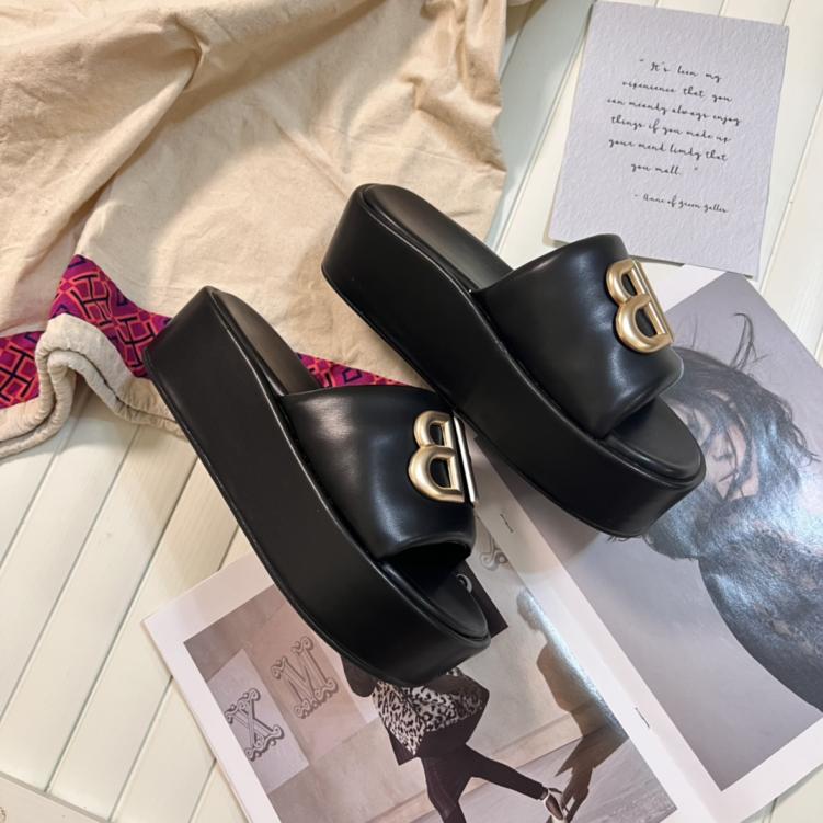 BALENCIAGA BB Slippers 134394