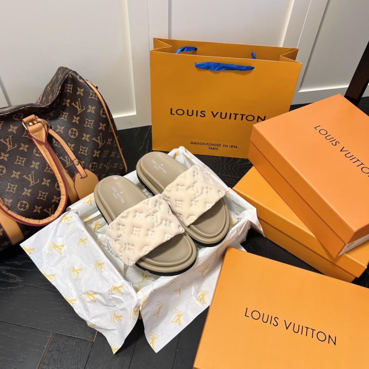 LV Louis vuitton unisex slippers