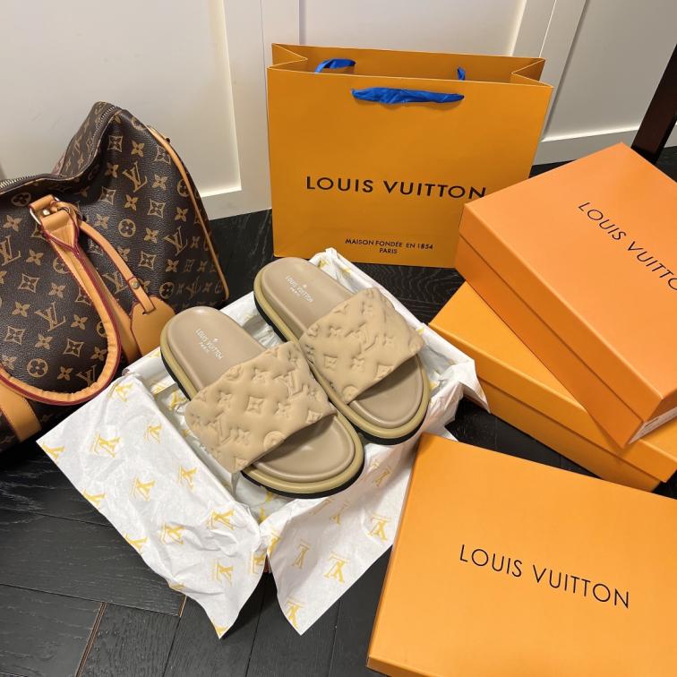 LV Louis vuitton unisex slippers