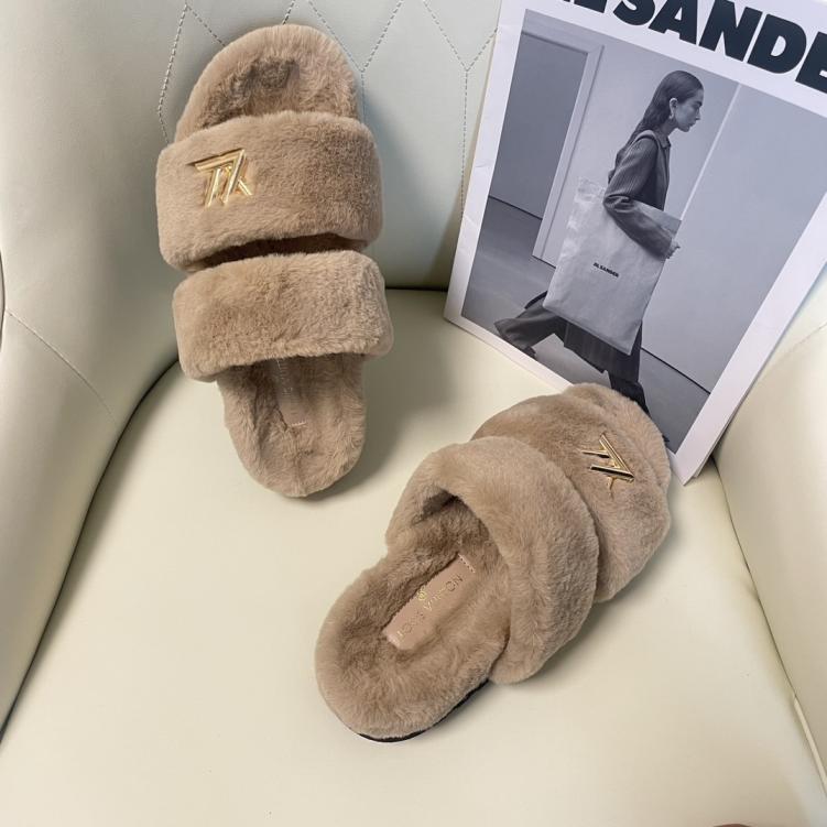 LV LOUIS VUITTON Women slipper 132898