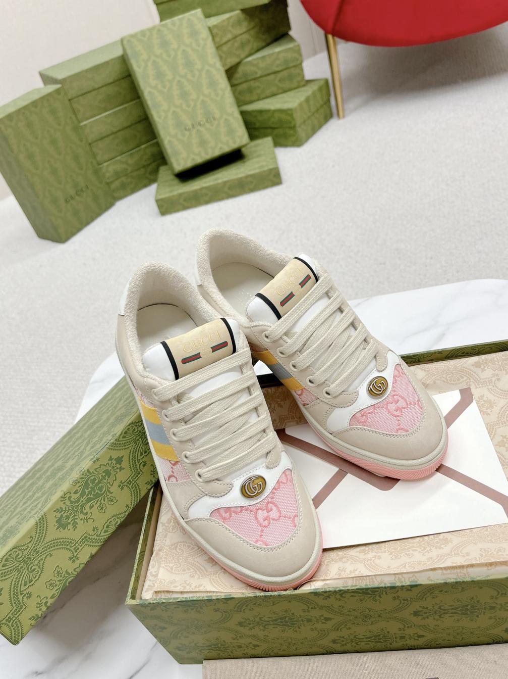 Gucci Women vintage sneakers 133352