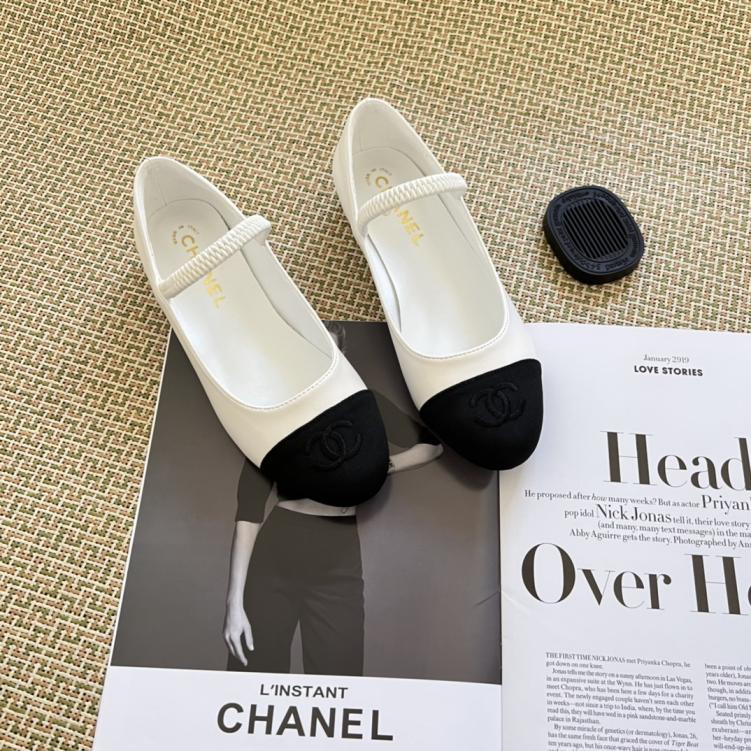CHANEL 2024 new flat shoes 133440