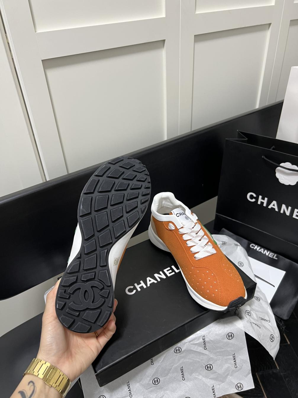 Chanel sneakers 133921