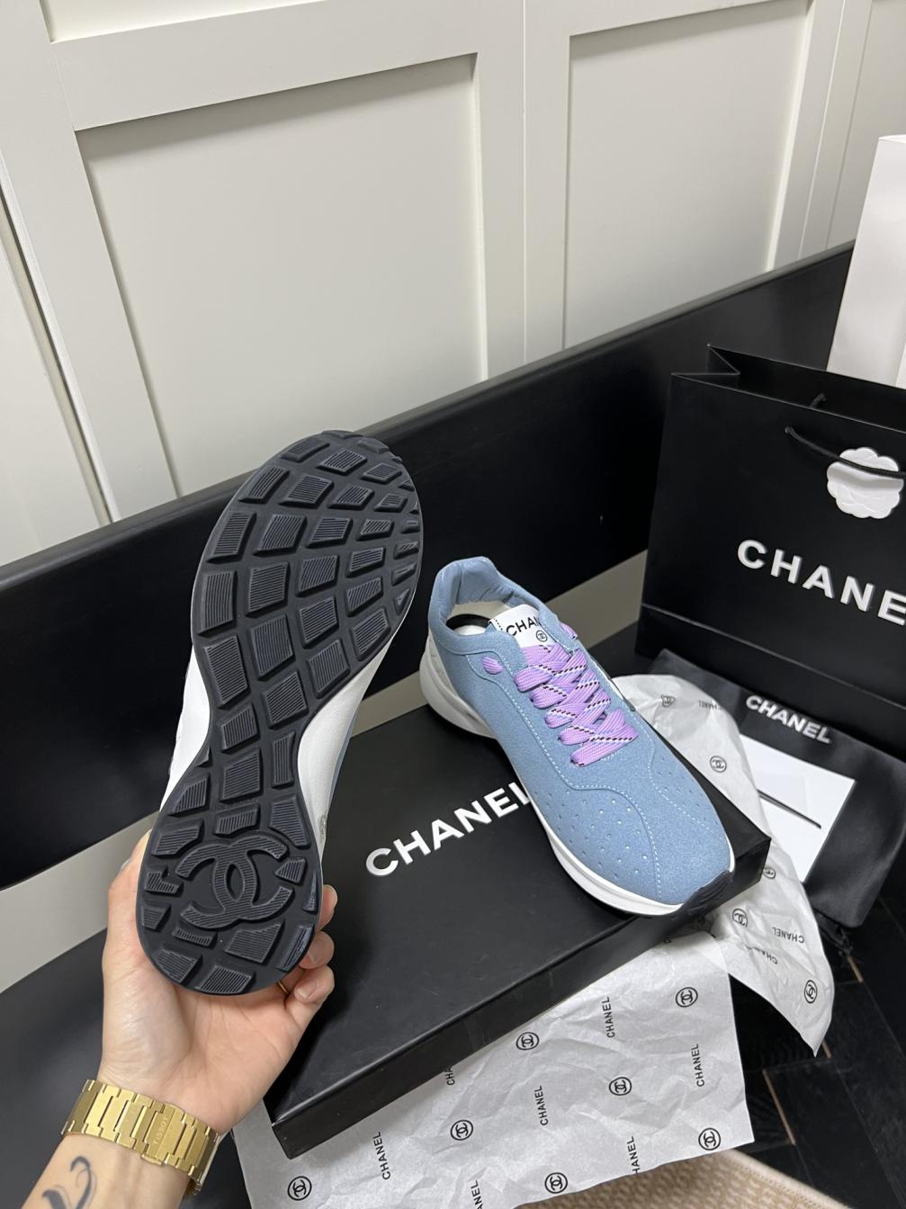 Chanel sneakers 133917