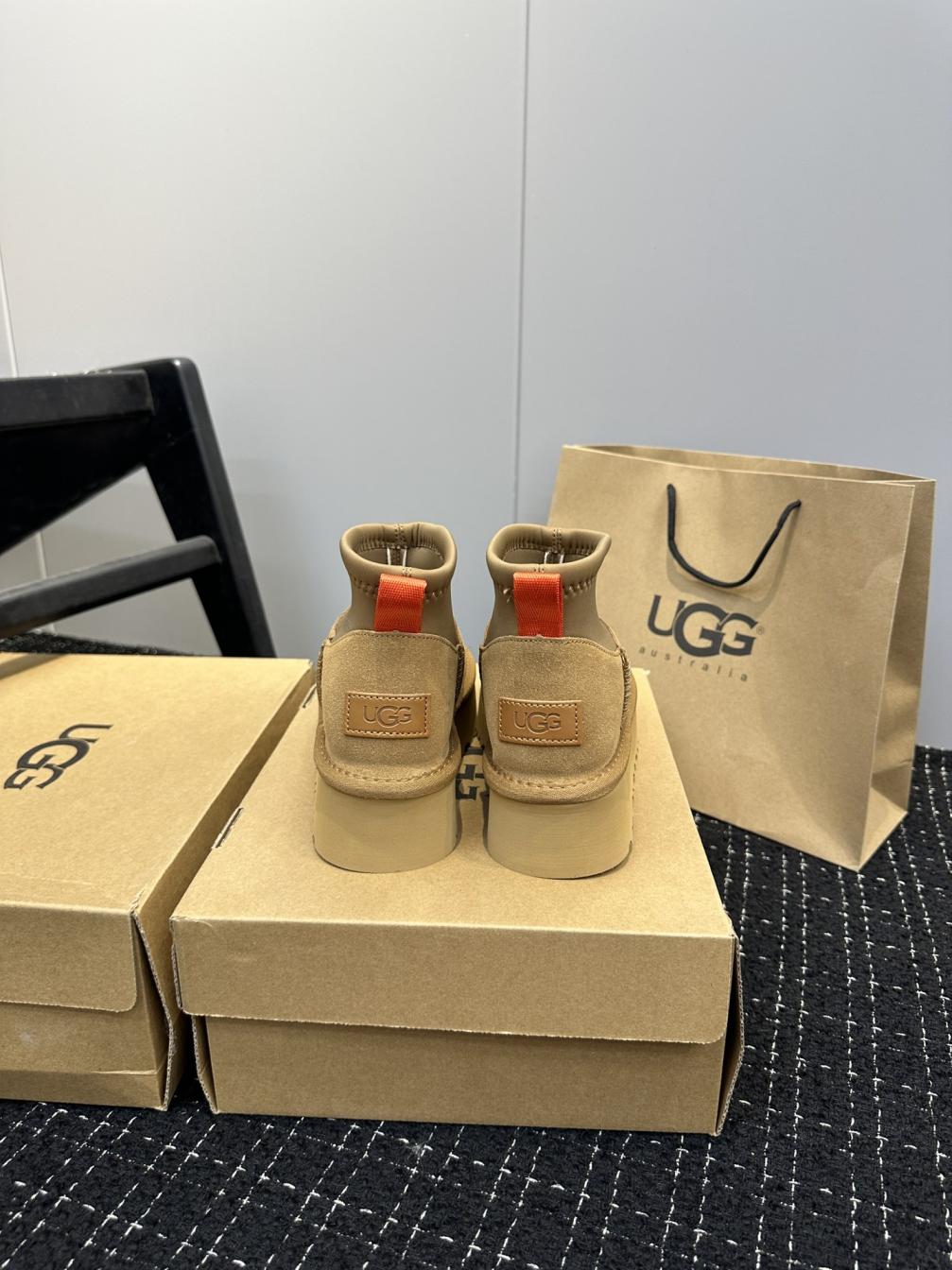 UGG fur slippers 135287