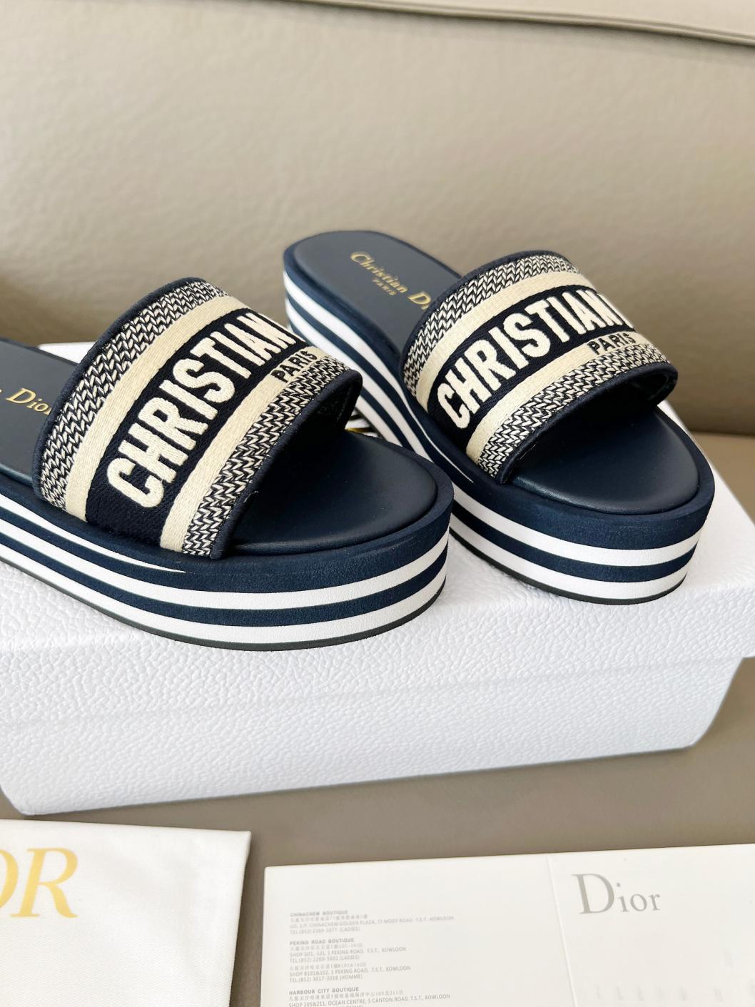 DIOR flat heels Navy Slippers 135901