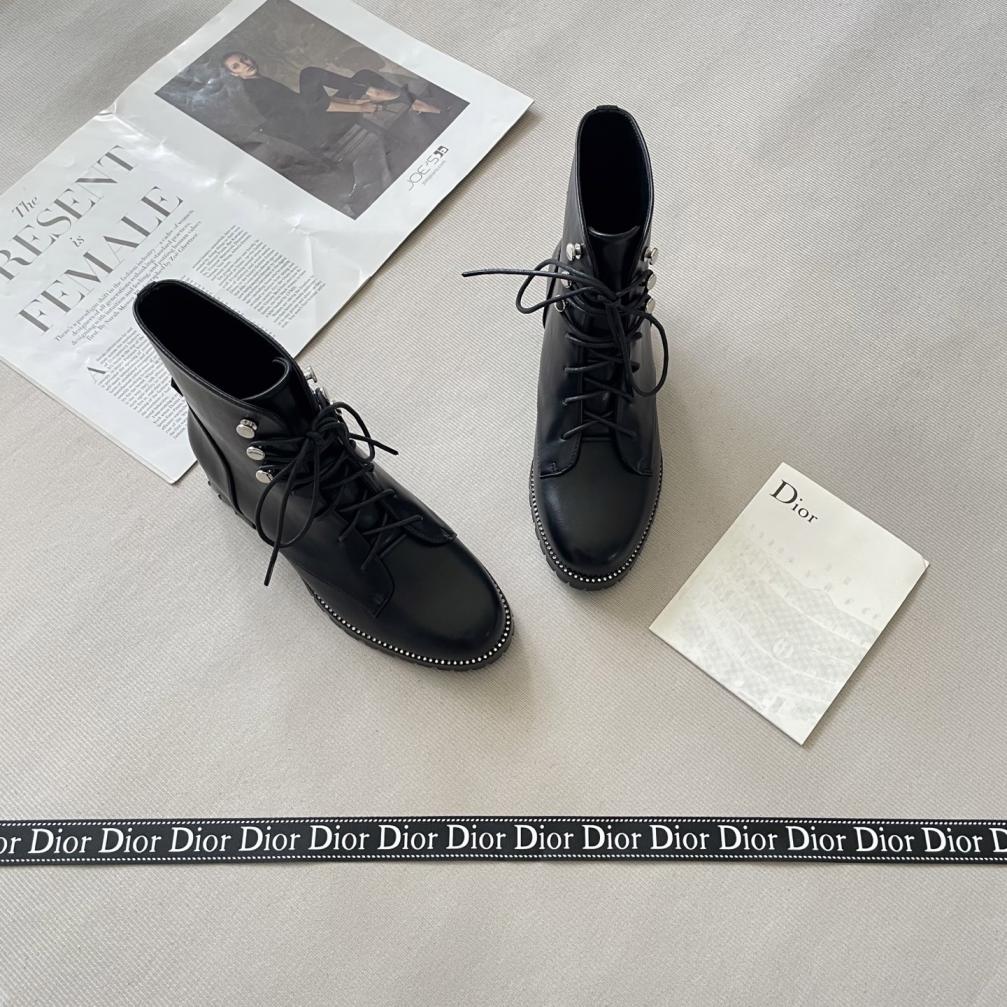 DIOR flat diamonds short boots