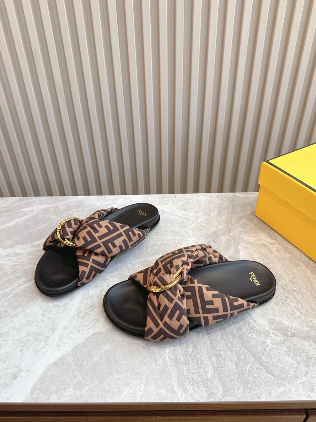Fendi FF slippers 36031021