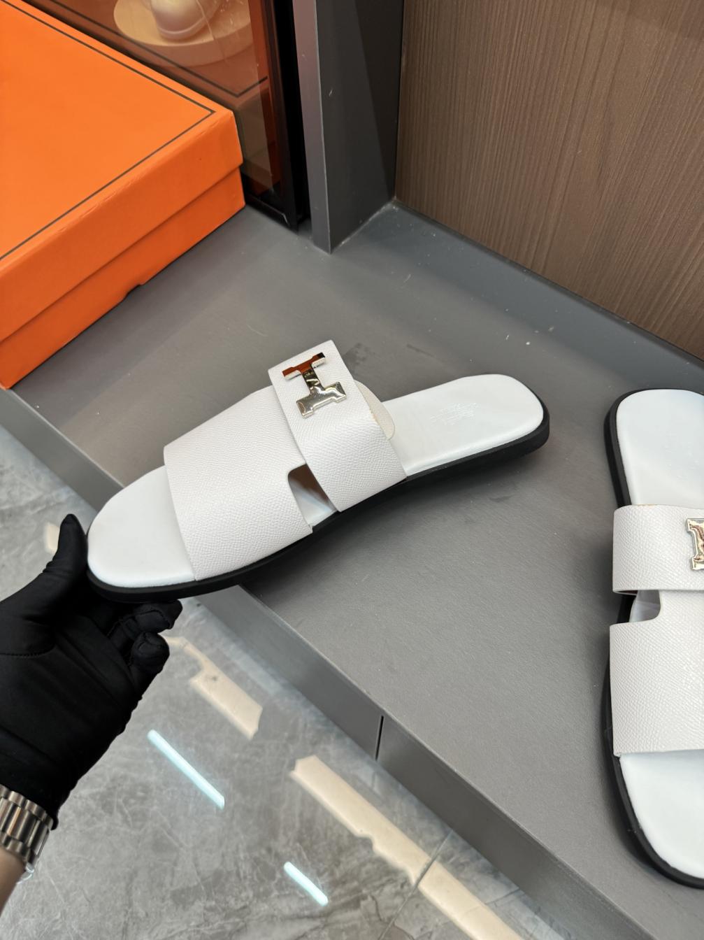 G032H HERMES Mens Slippers 139158