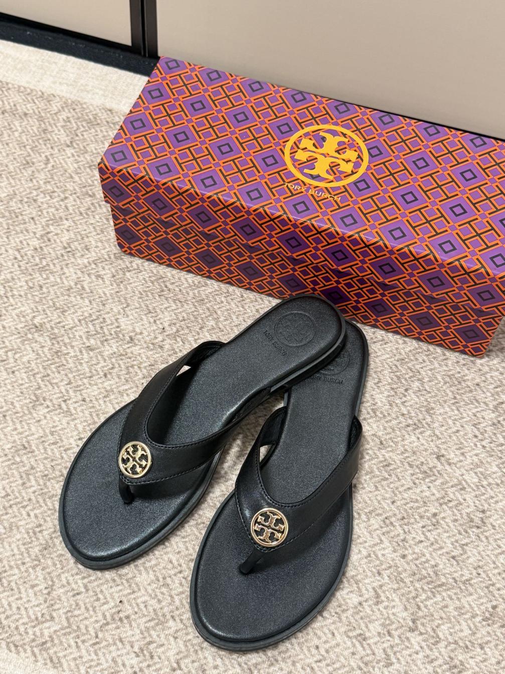 Tory Burch flat slippers