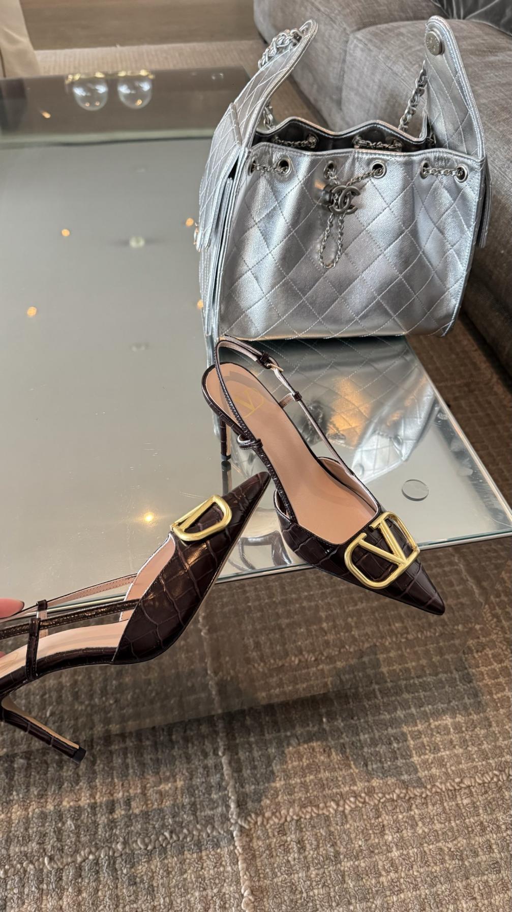 VALENTINO  26VLOGO SIGNATURE heels shoes