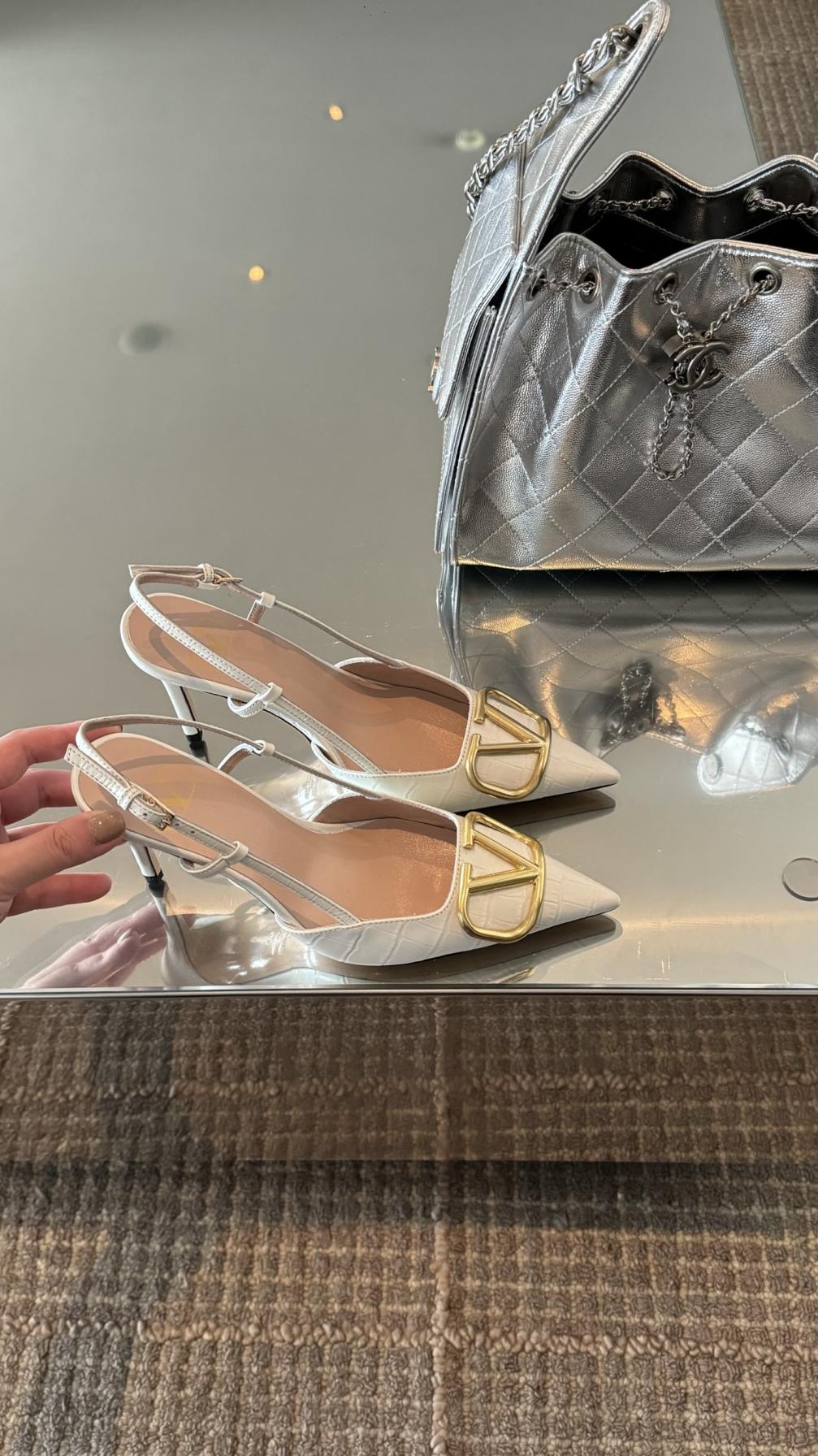 VALENTINO  26VLOGO SIGNATURE heels shoes