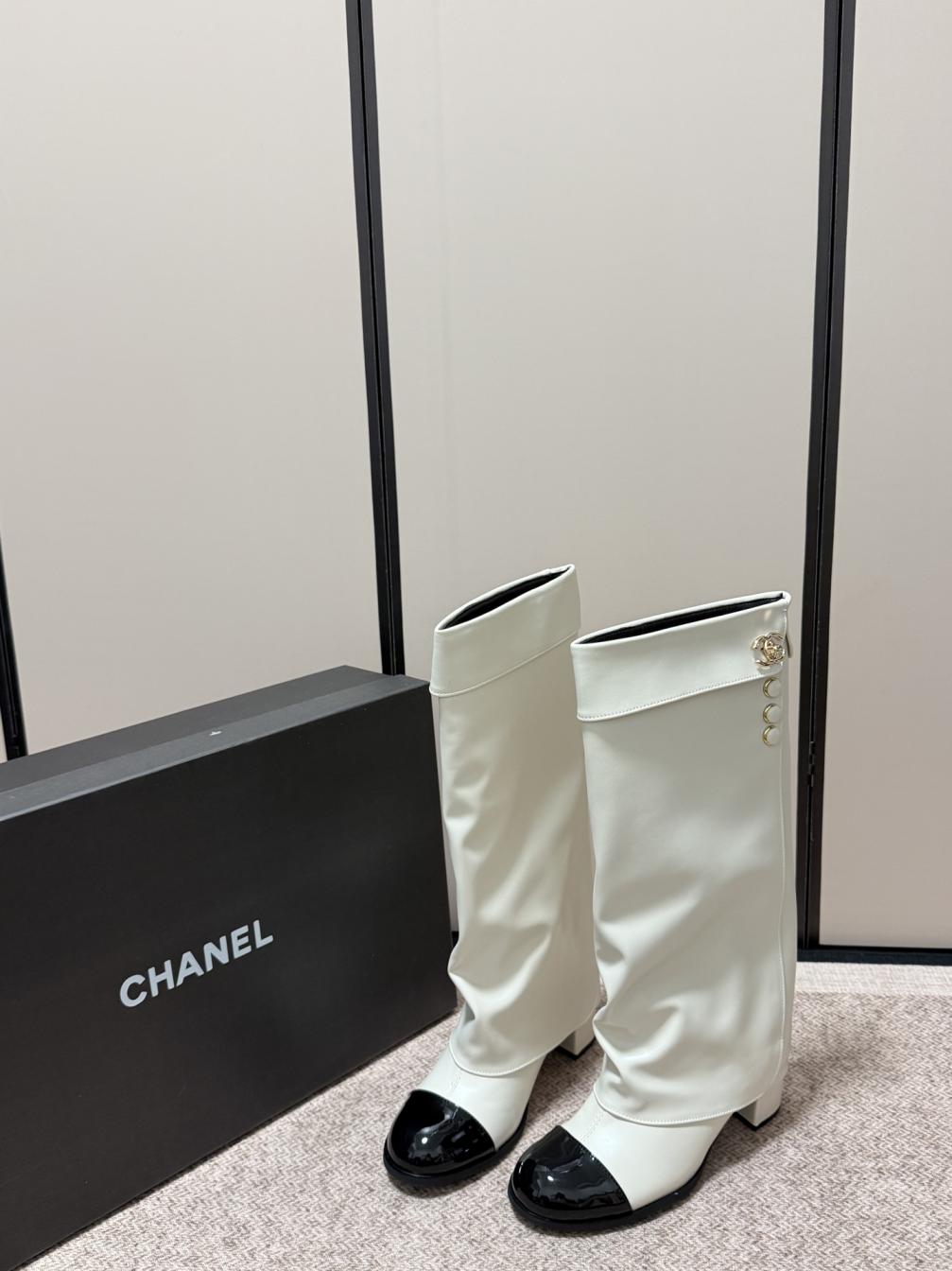 CHANEL 26ss long leather boots