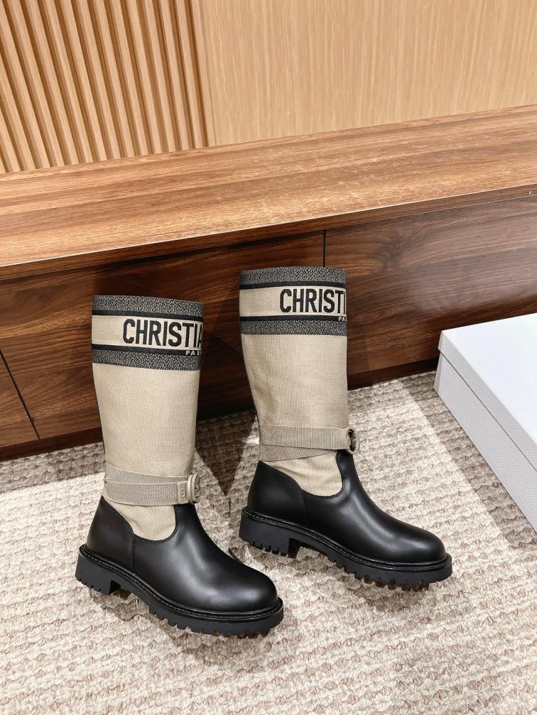 𝐂𝐇𝐑𝐈𝐒𝐓𝐈𝐀𝐍 𝐃𝐈𝐎𝐑  Miss Dior Graffiti long women boots