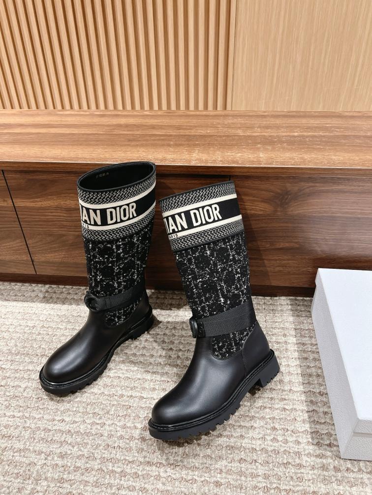 𝐂𝐇𝐑𝐈𝐒𝐓𝐈𝐀𝐍 𝐃𝐈𝐎𝐑  Miss Dior Graffiti long women boots