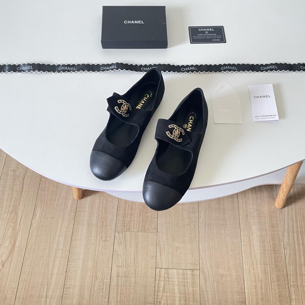 2026 CHANEL leather flat shoes