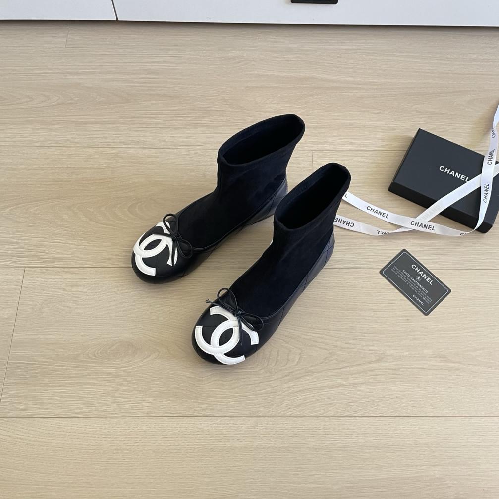 CHANEL 2026 26P short boots